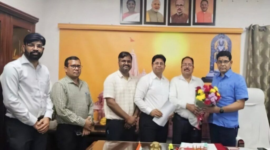 9 दिनों से चल रही तहसीलदारों की अनिश्चितकालीन हड़ताल ख़त्म ।