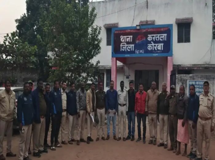 BREAKING NEWS : कोरबा में वनकर्मियों को बंधक बनाकर तस्करों ने पीटा, मोबाइल छीनकर हुए फरार !