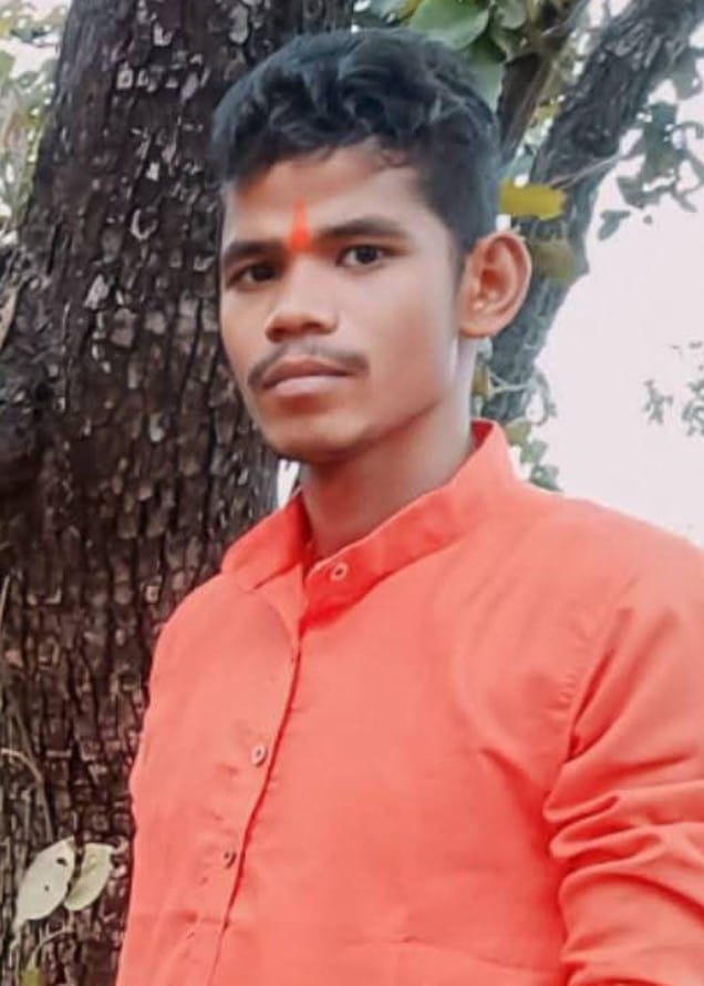 कांग्रेस का यूथ कांग्रेस का चुनाव जल्द, सांसद प्रतिनिधि रजनी कांत पटेल ने रामपुर विधानसभा से अध्यक्ष पद के लिए दावेदारी की पेश !