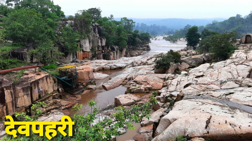 Breaking News : भारी बरसात में जल स्तर बढ़ा, देवपहरी में फंसे 3 दोस्त !