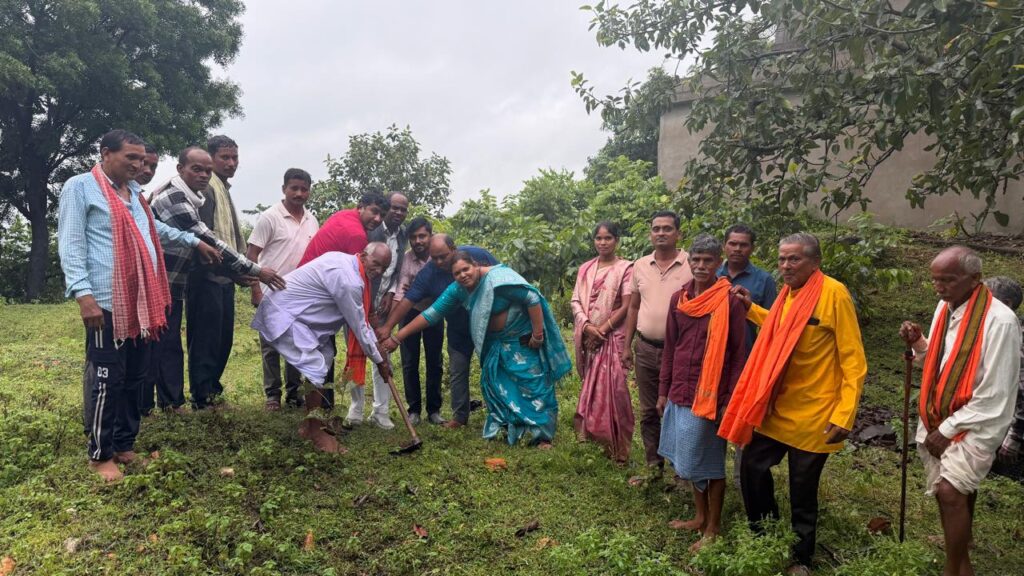 नेवसा को मिली 53.25 लाख के विकास कार्यों की सौगात, कटघोरा विधायक प्रेमचंद पटेल ने किया भूमि पूजन !