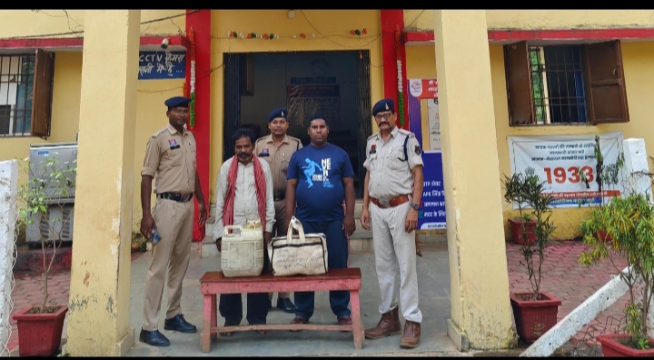 पामगढ़ पुलिस का अवैध शराब पर ताबड़तोड़ कार्यवाही, कई रेड कार्यवाही कर 2 आरोपियों को किया गिरफ्तार !