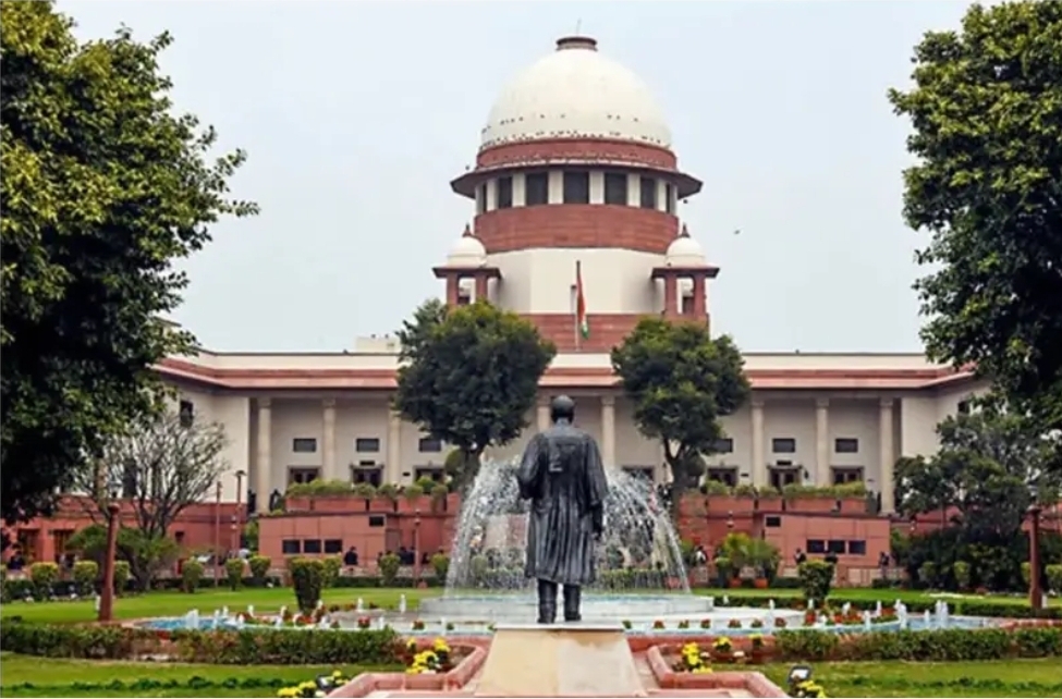सोशल मीडिया पर बच्चों से जुड़ी आपत्तिजनक सामग्री पर सुप्रीम कोर्ट की सख्ती, केंद्र से मांगा जवाब !