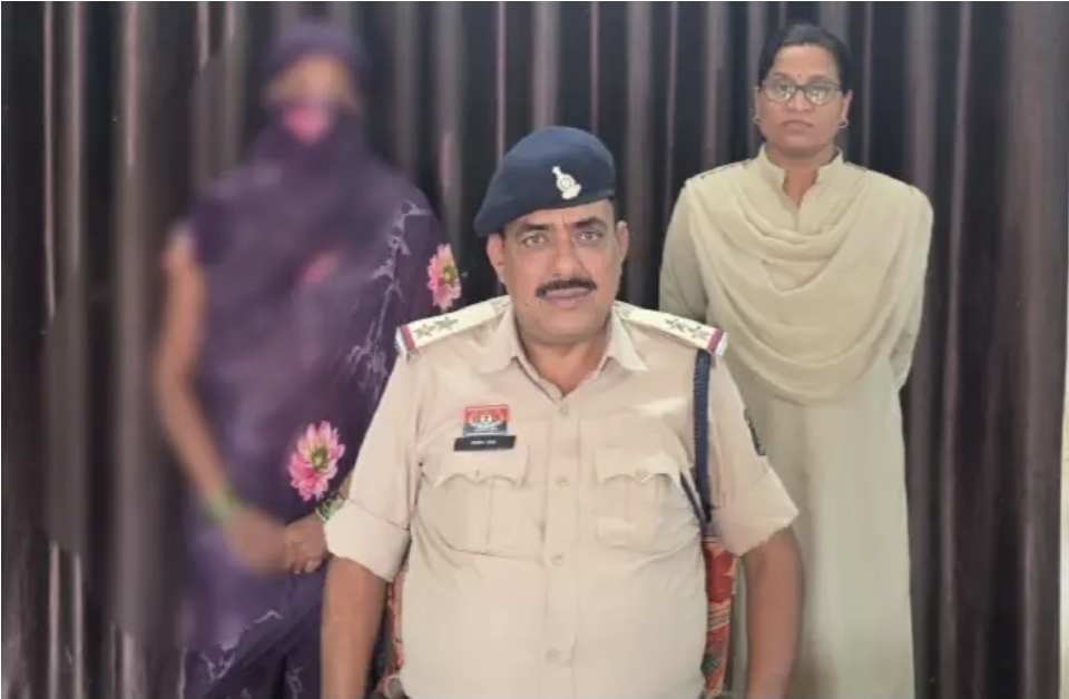 अवैध शराब बिक्री करने वाली महिला आरोपी के पुलिस की सख्त कार्यवाही, 30.6 लीटर अवैध कच्ची महुआ शराब जप्त !