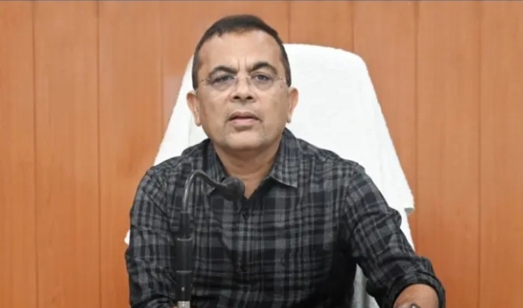 स्वास्थ्य सेवाओं में लापरवाही बर्दाश्त नहीं, रात्रिकालीन एवं आपातकालीन चिकित्सा व्यवस्था करें : कलेक्टर